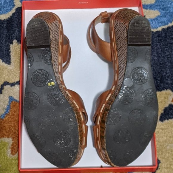 Vince Camuto Tan & Brown Leather Wedge Sandals - Picture 6 of 6